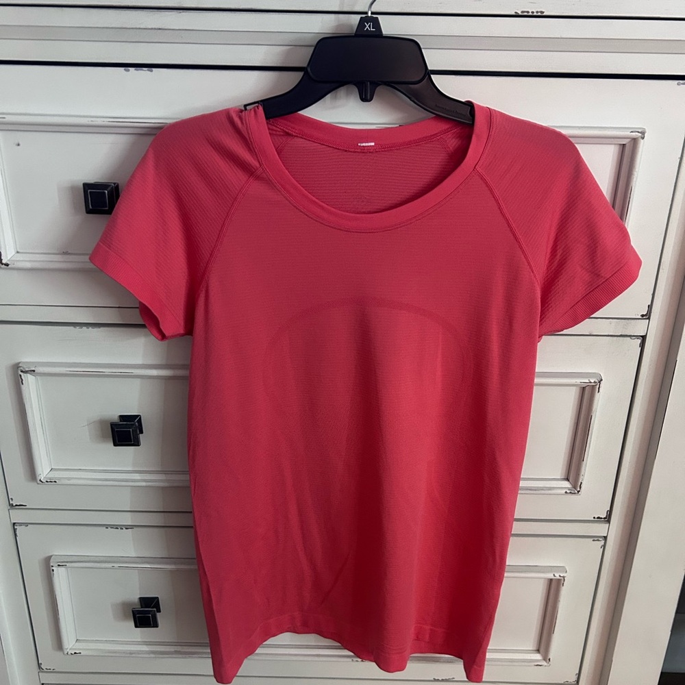 Lululemon Swiftly Short Sleeve 2.0